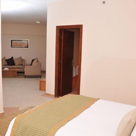 Tolip Family Club Borg El Arab Hotel King Mariout Szoba fotó