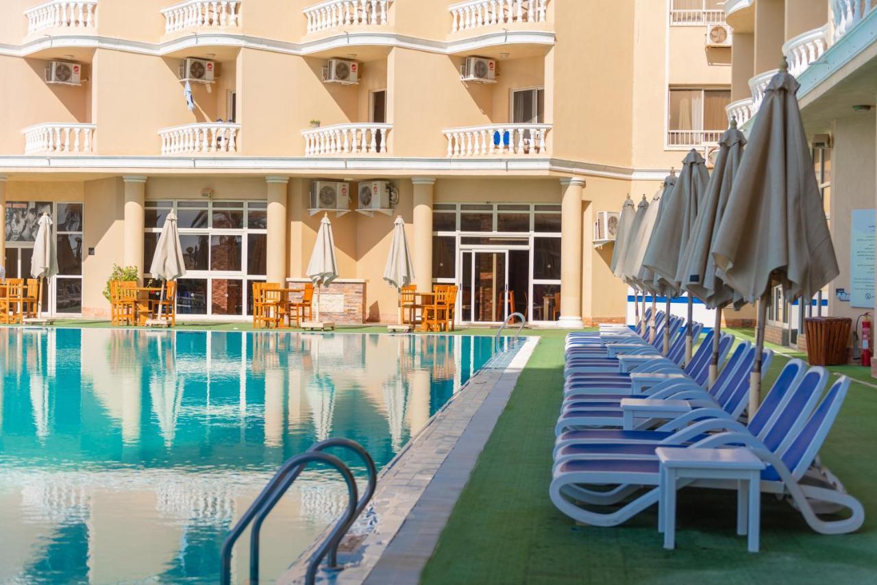 Tolip Family Club Borg El Arab Hotel King Mariout Kültér fotó
